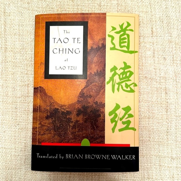 Other - NEW Book Tao Te Ching of Lao Tzu translated by Brian Browne Walker